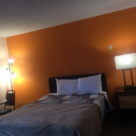 Highlander Inn Rutland Extérieur photo