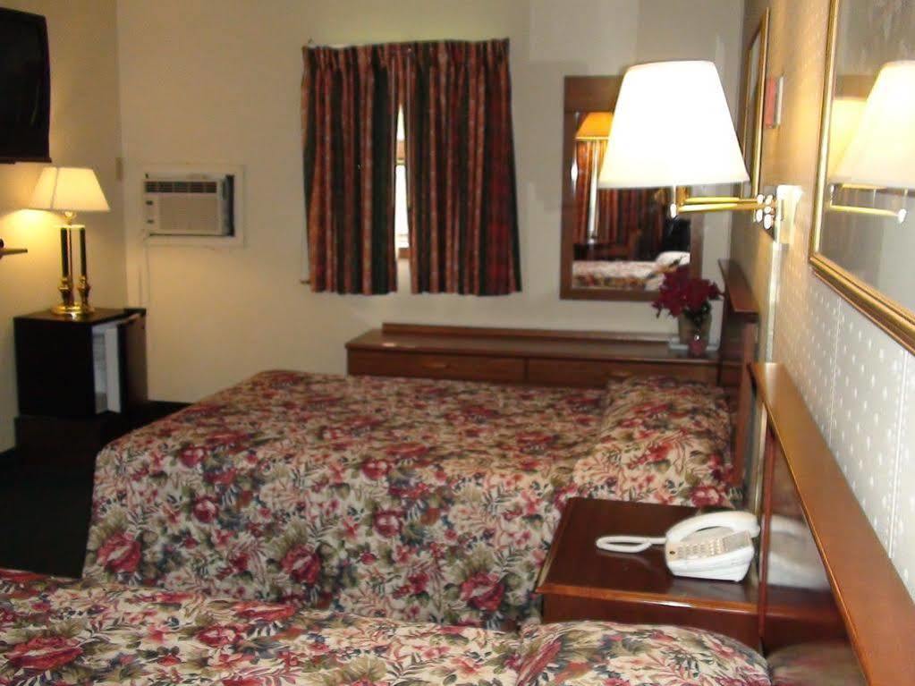 Highlander Inn Rutland Extérieur photo